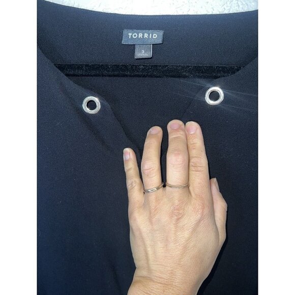 Torrid Women 3X Shirt  Top Harper Georgette Sleeveless Blouse V Neck 1E - Picture 5 of 8